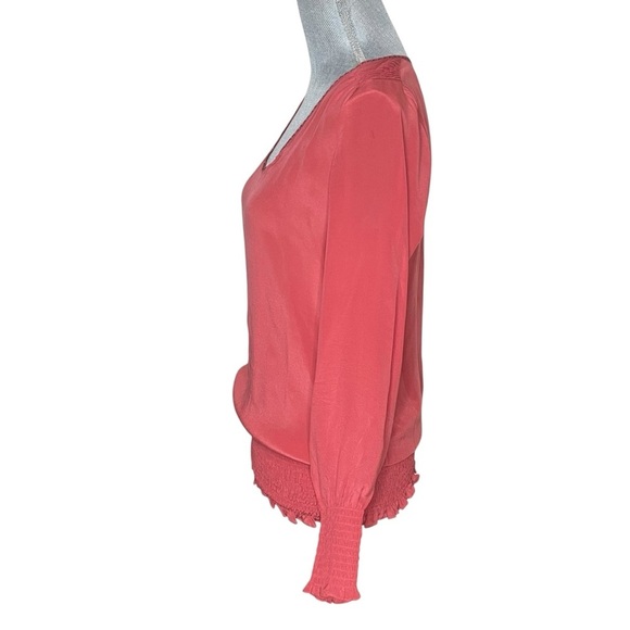 Primrose 100% Silk
Scoop Neck Blouse -
Coral Rose size XS - Picture 3 of 13